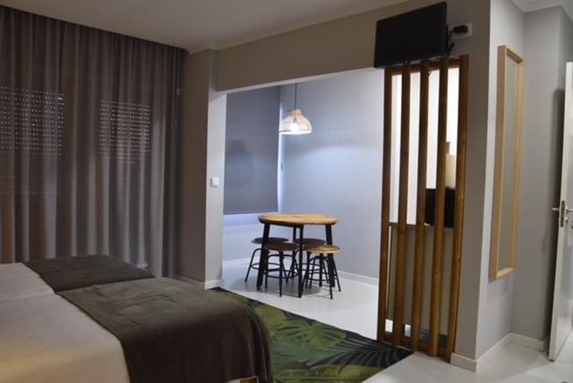 Bus Station Suites & Studios Coimbra Buitenkant foto